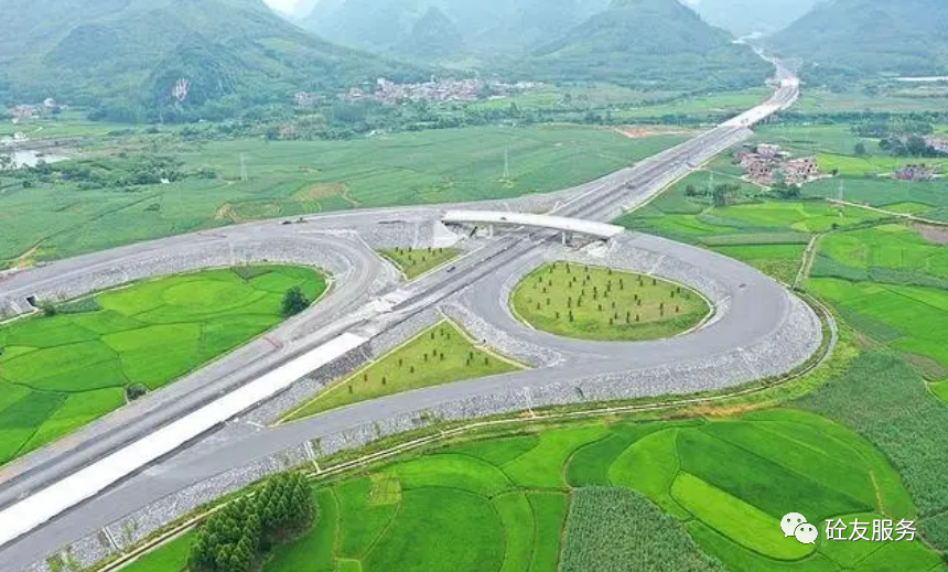 砼友服務(wù)助力武忻高速公路建設(shè)